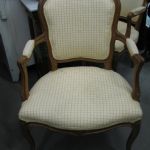 436 6676 CHAIRS